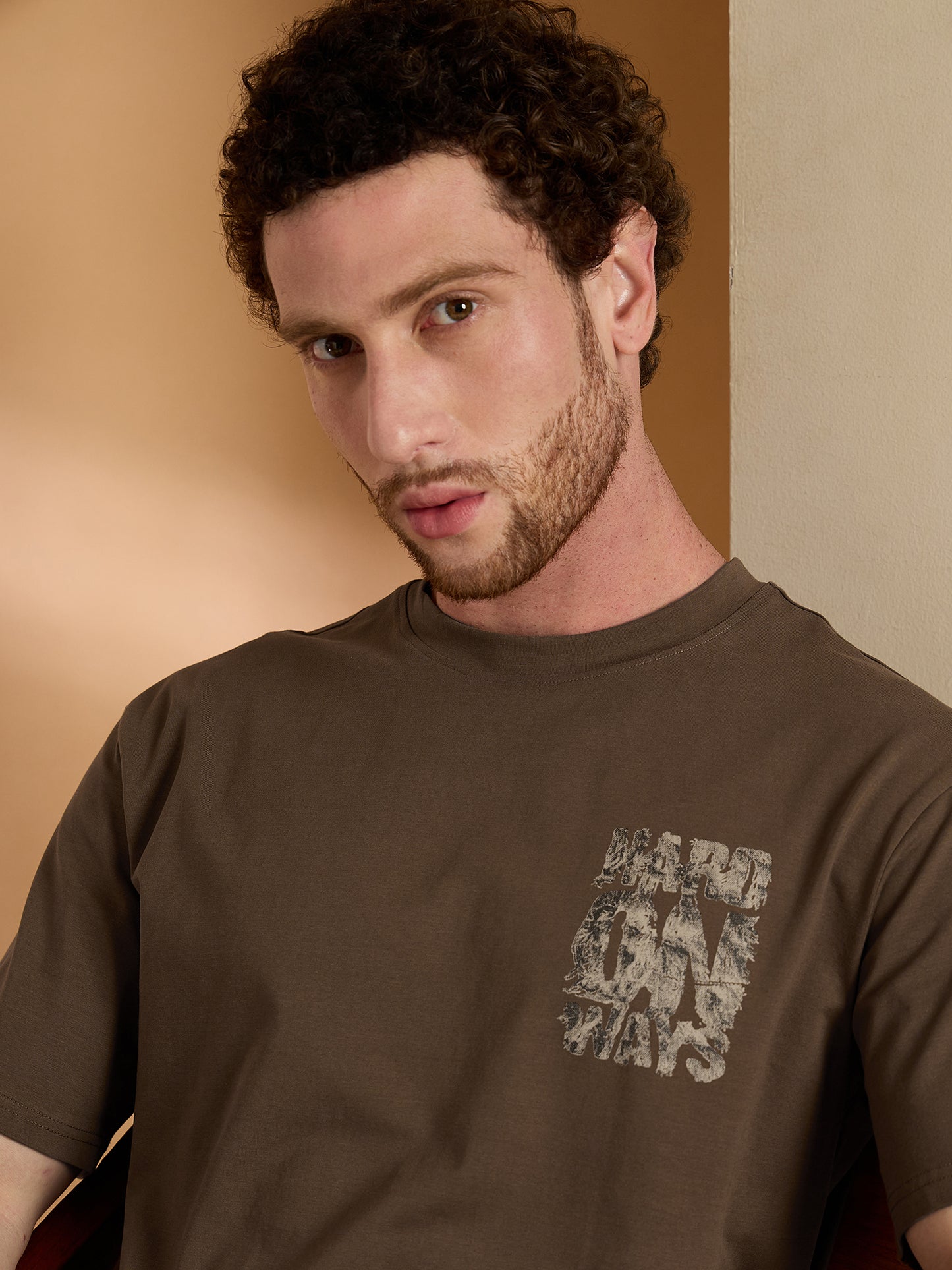 Men Oversized Printed Round Neck Drop shoulder T-shirt Brown - Reprise