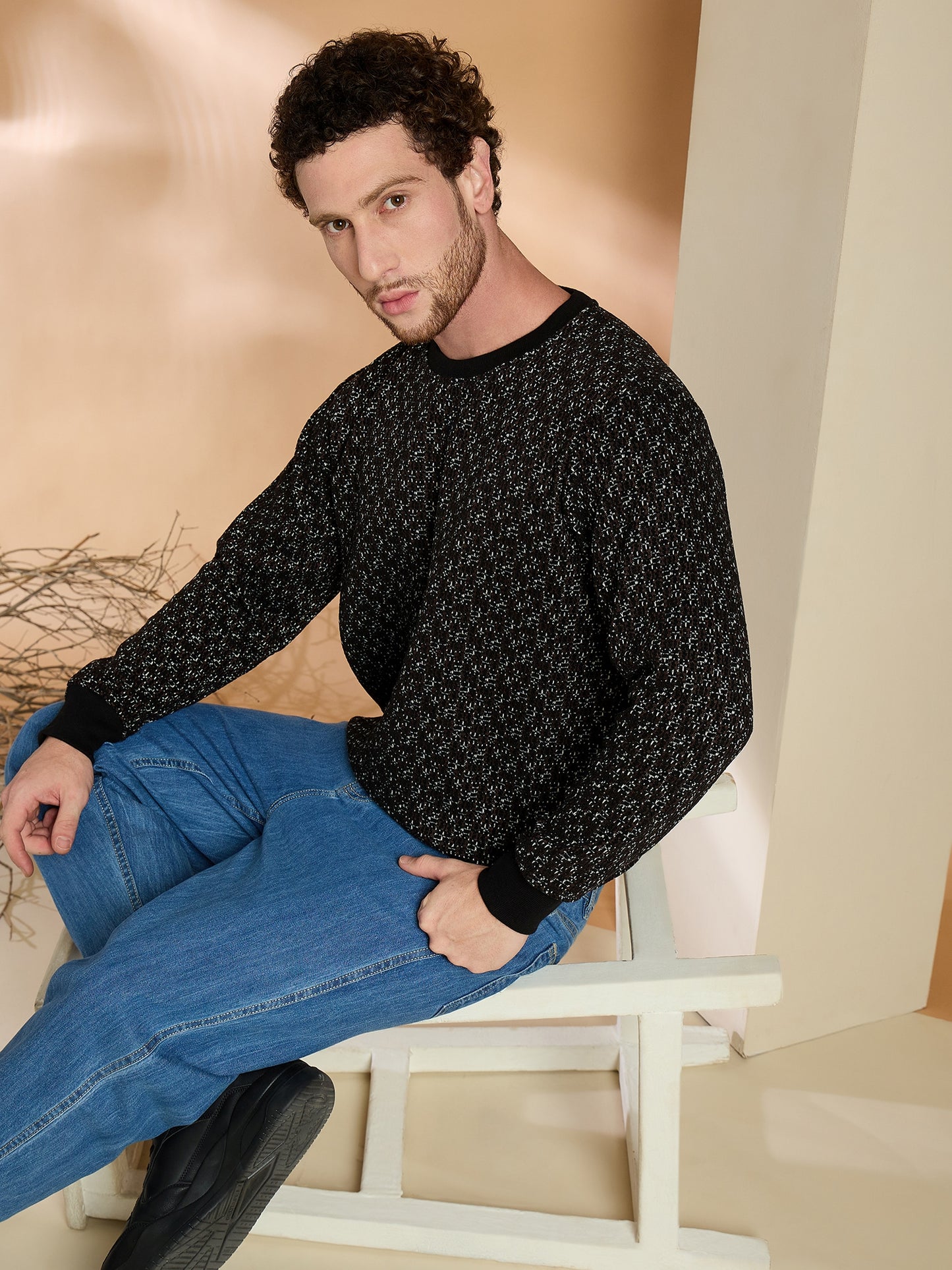 Textured Pullover Full Sleeves Round Neck Sweatshirt