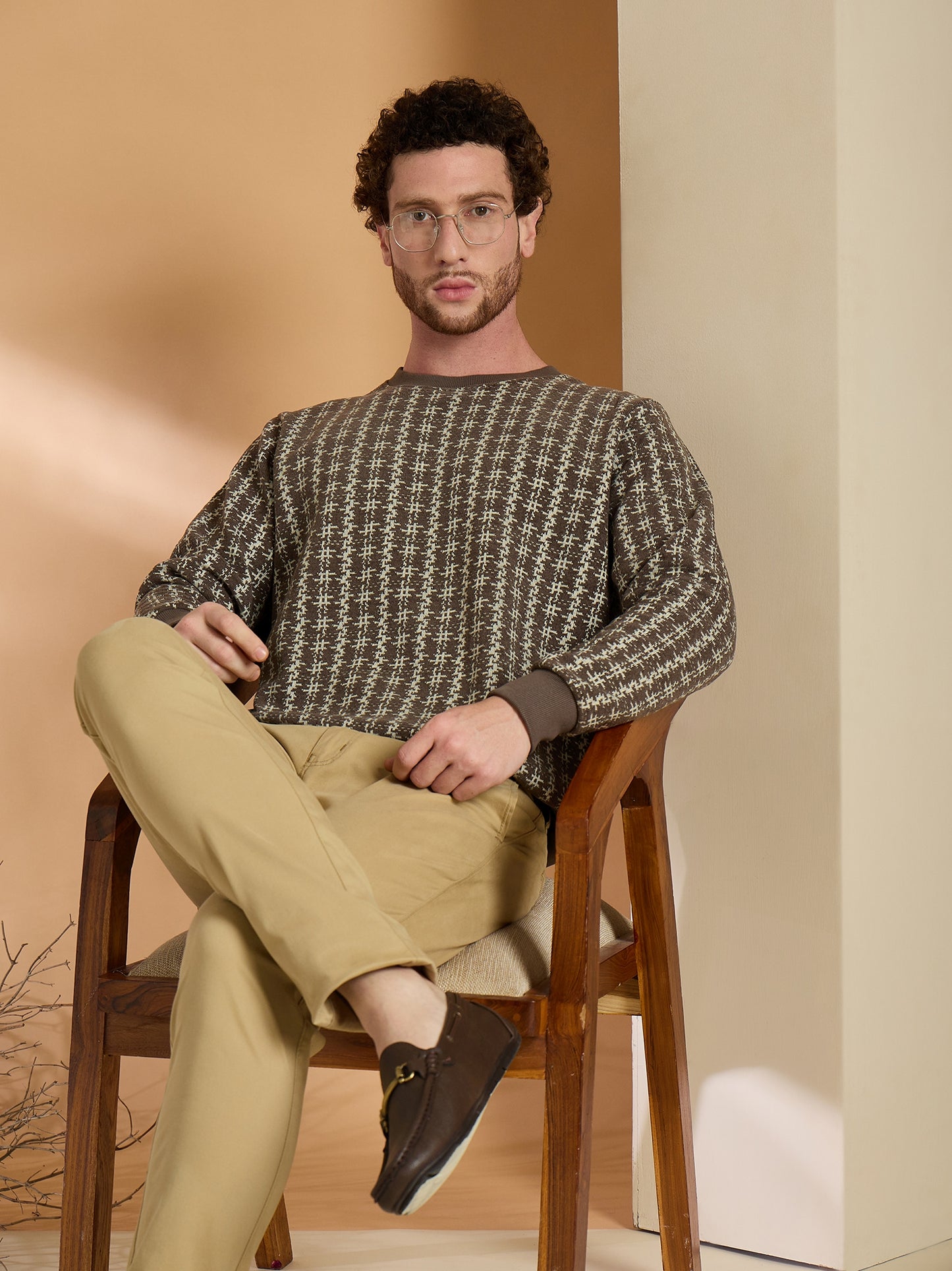 Textured Pullover Full Sleeves Round Neck Sweatshirt