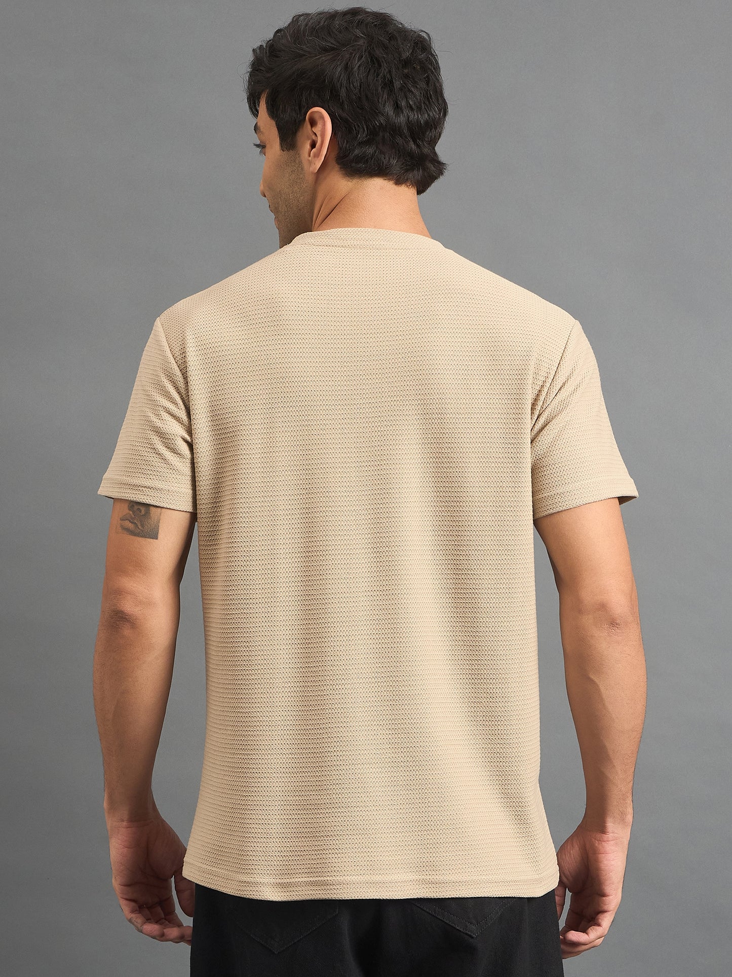 Men Round Neck T-shirt Beige