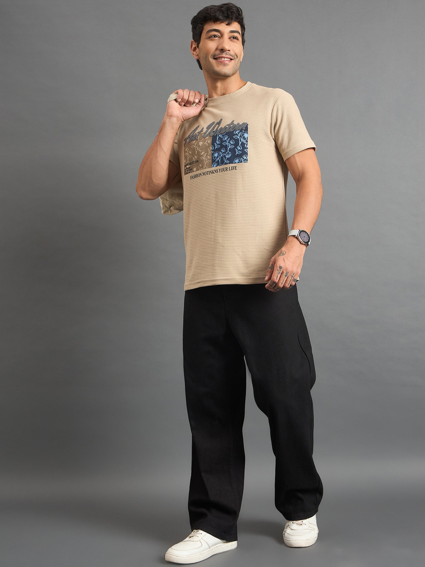 Men Round Neck T-shirt Beige