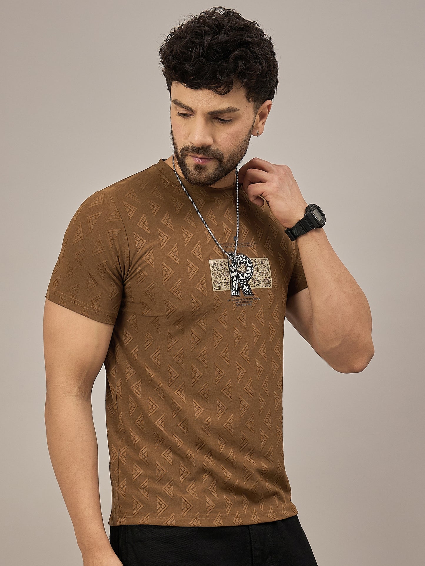 Men Round Neck T-shirt Brown