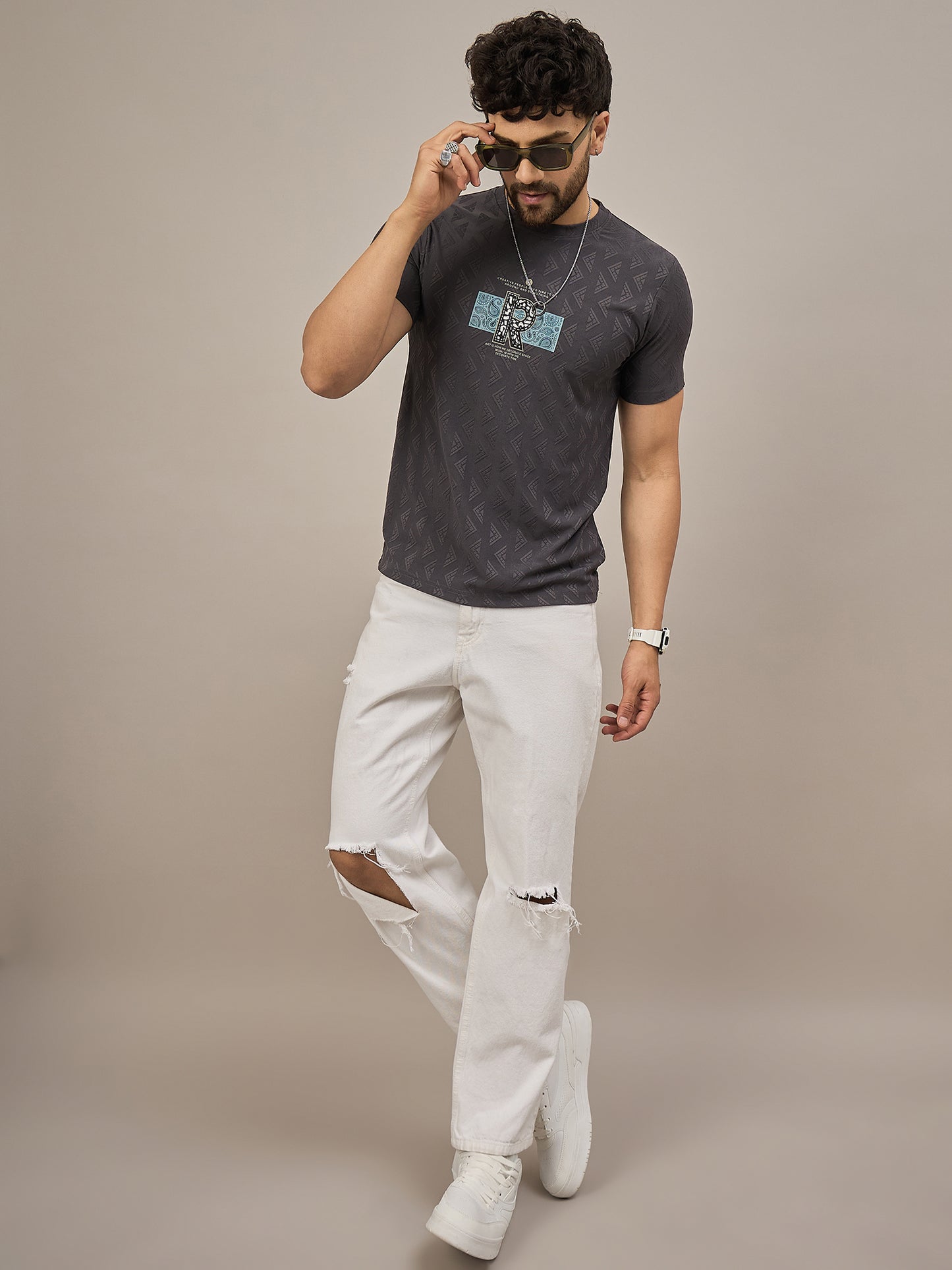 Men Round Neck T-shirt Black