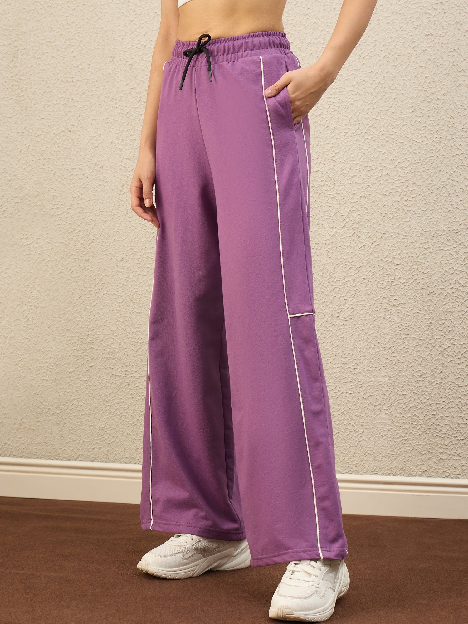 Women Mauve Trackpants - Reprise