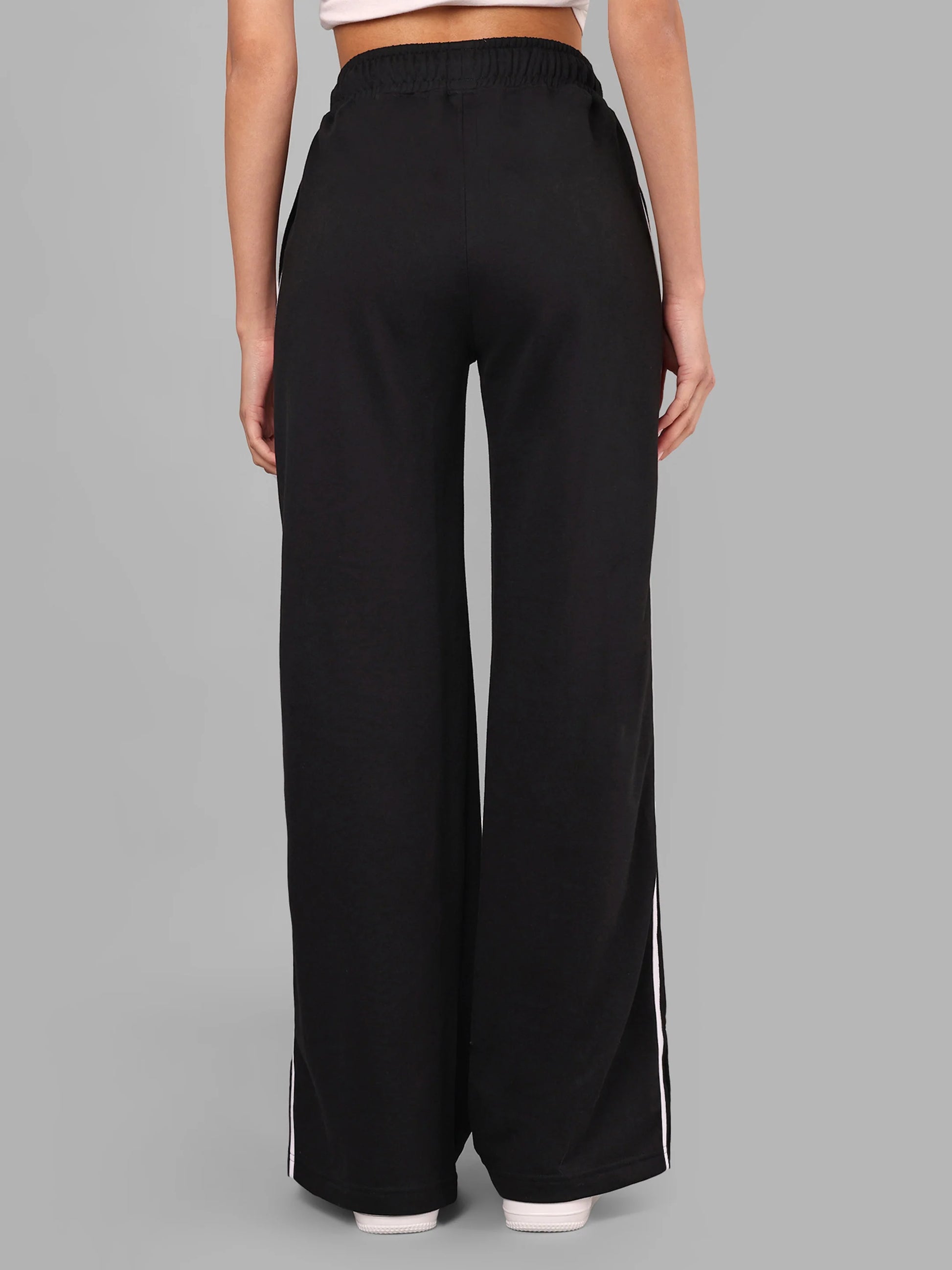 Women Black Trackpants - Reprise