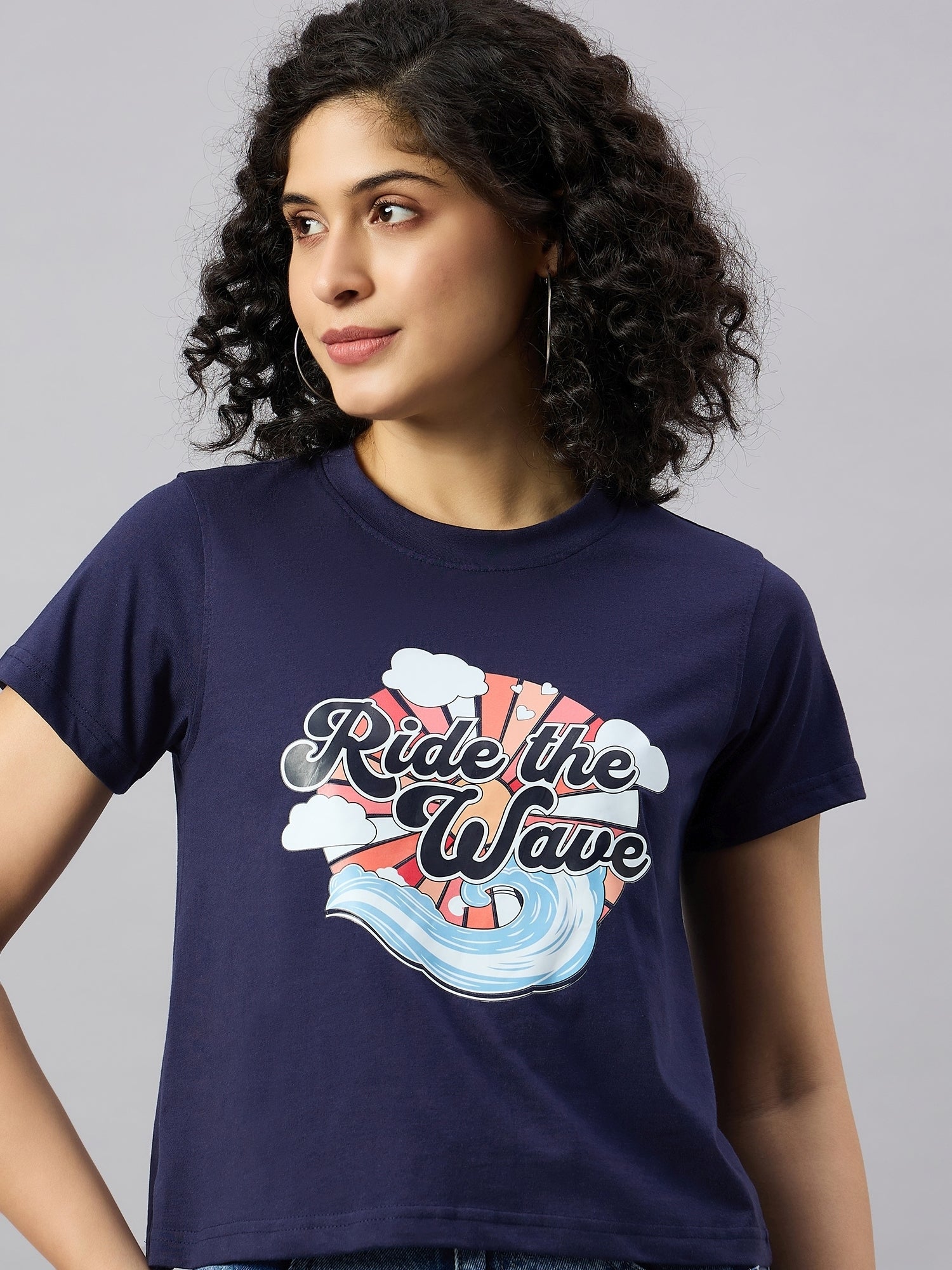 WOMEN PRINTED REGULAR FIT TSHIRT - Reprise