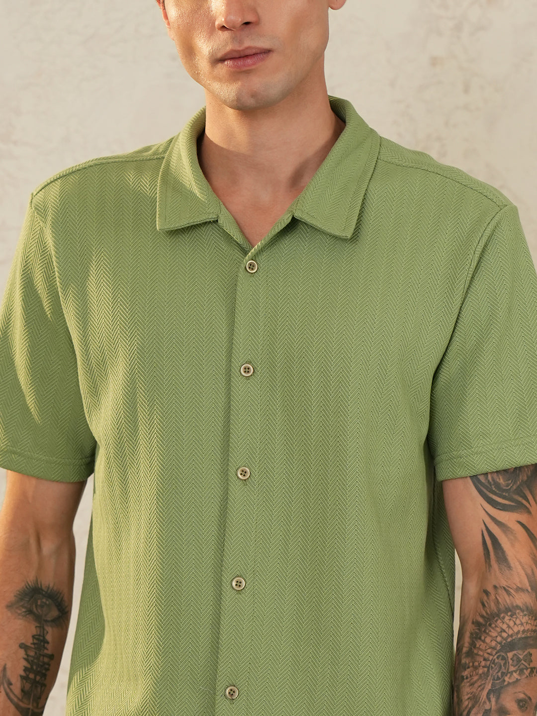 Men Regular Fit Spread Collar Textured Shirt Green - Reprise