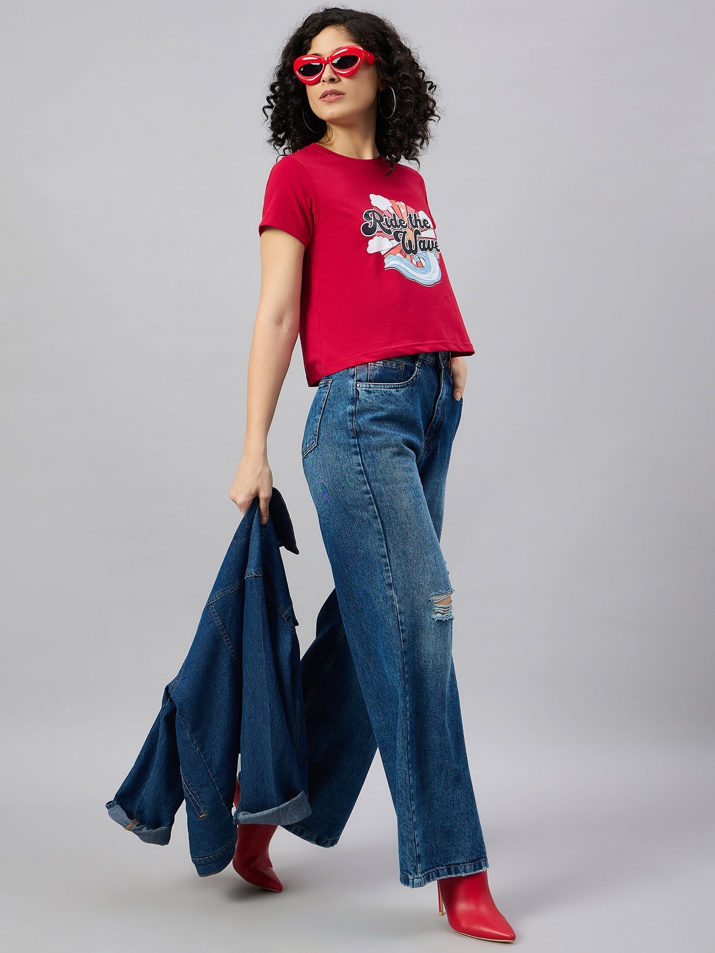 WOMEN PRINTED REGULAR FIT TSHIRT - Reprise