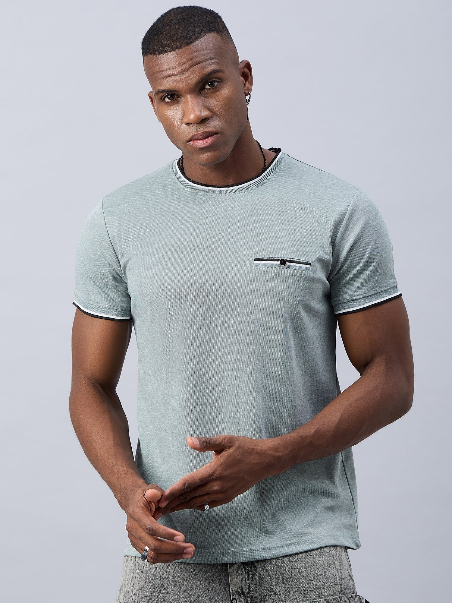 Basic Crew Neck Tshirt with Pocket Detailing - Reprise