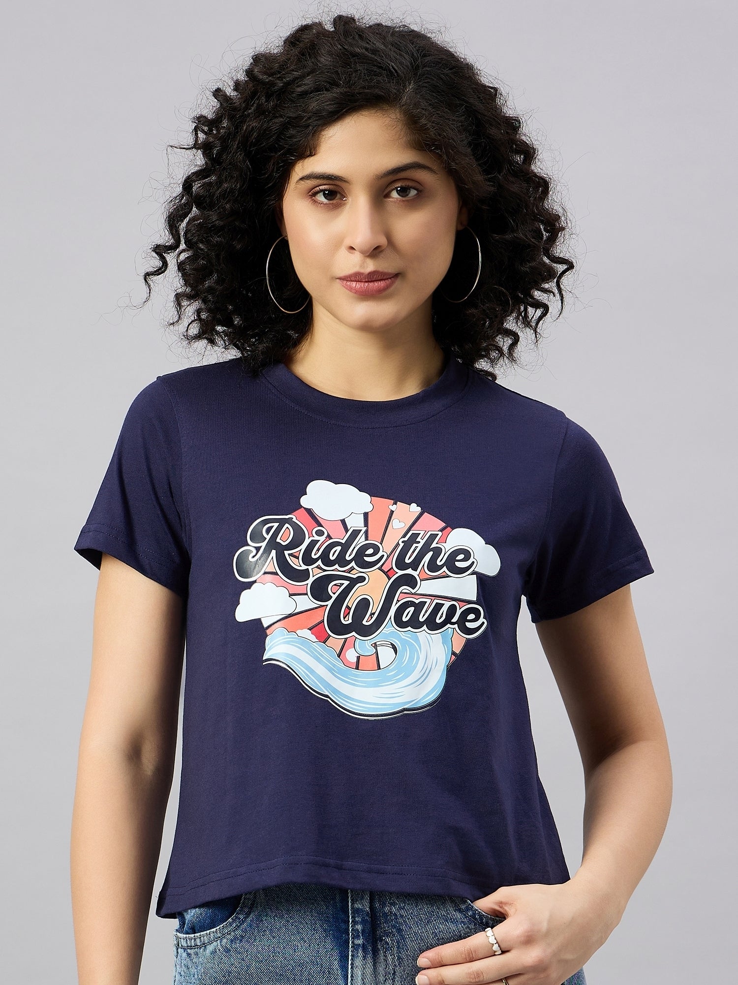WOMEN PRINTED REGULAR FIT TSHIRT - Reprise