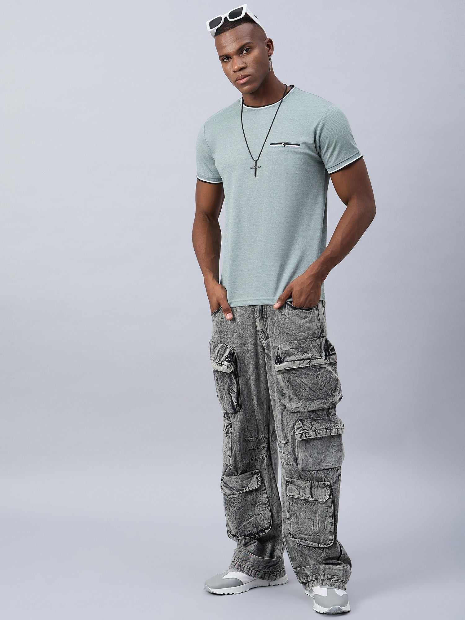 Basic Crew Neck Tshirt with Pocket Detailing - Reprise