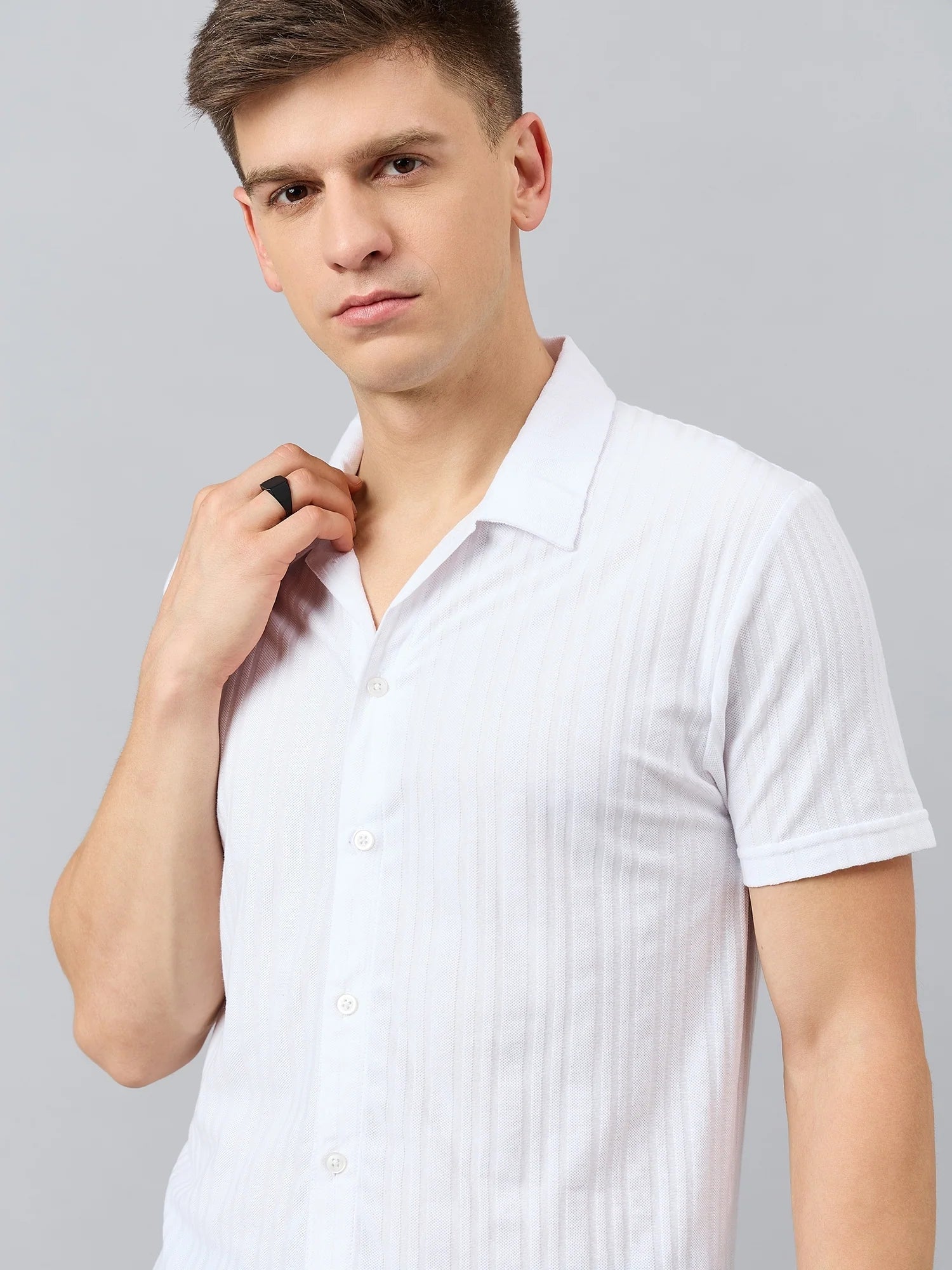 Men Regular Fit Textured Spread Collar Shirt White